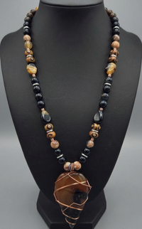 The Carnelian Horizon
